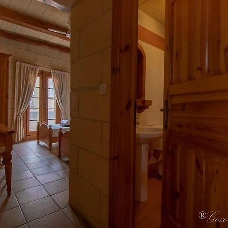 Xagħra Hibiscus Bed & Breakfast エクステリア 写真
