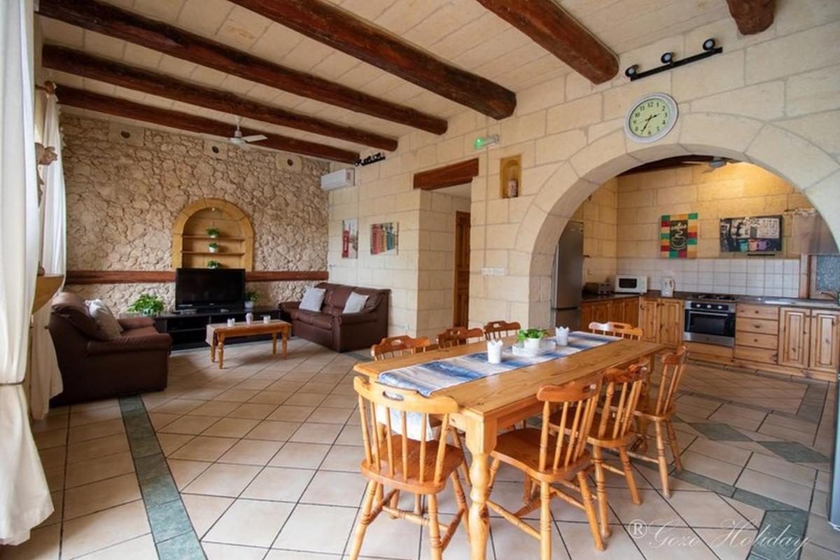 Xagħra Hibiscus Bed & Breakfast エクステリア 写真