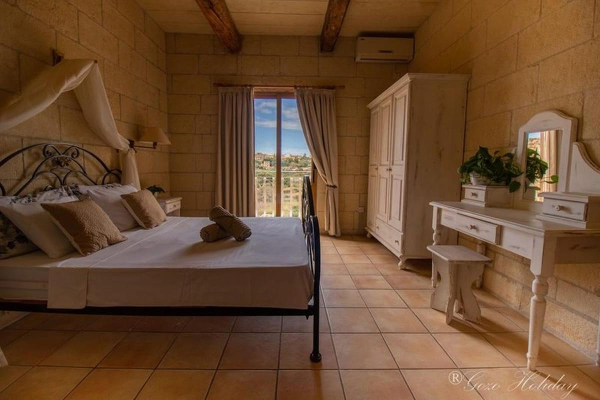 Xagħra Hibiscus Bed & Breakfast エクステリア 写真