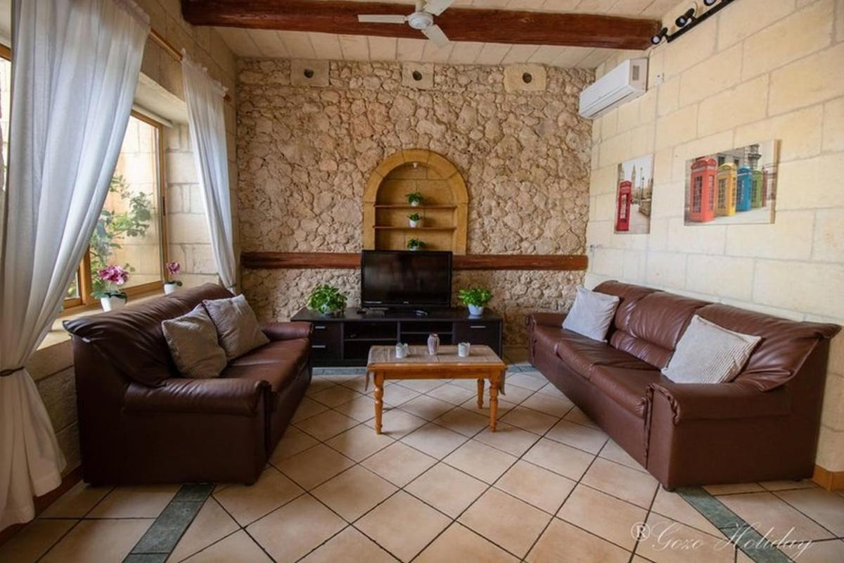Xagħra Hibiscus Bed & Breakfast エクステリア 写真